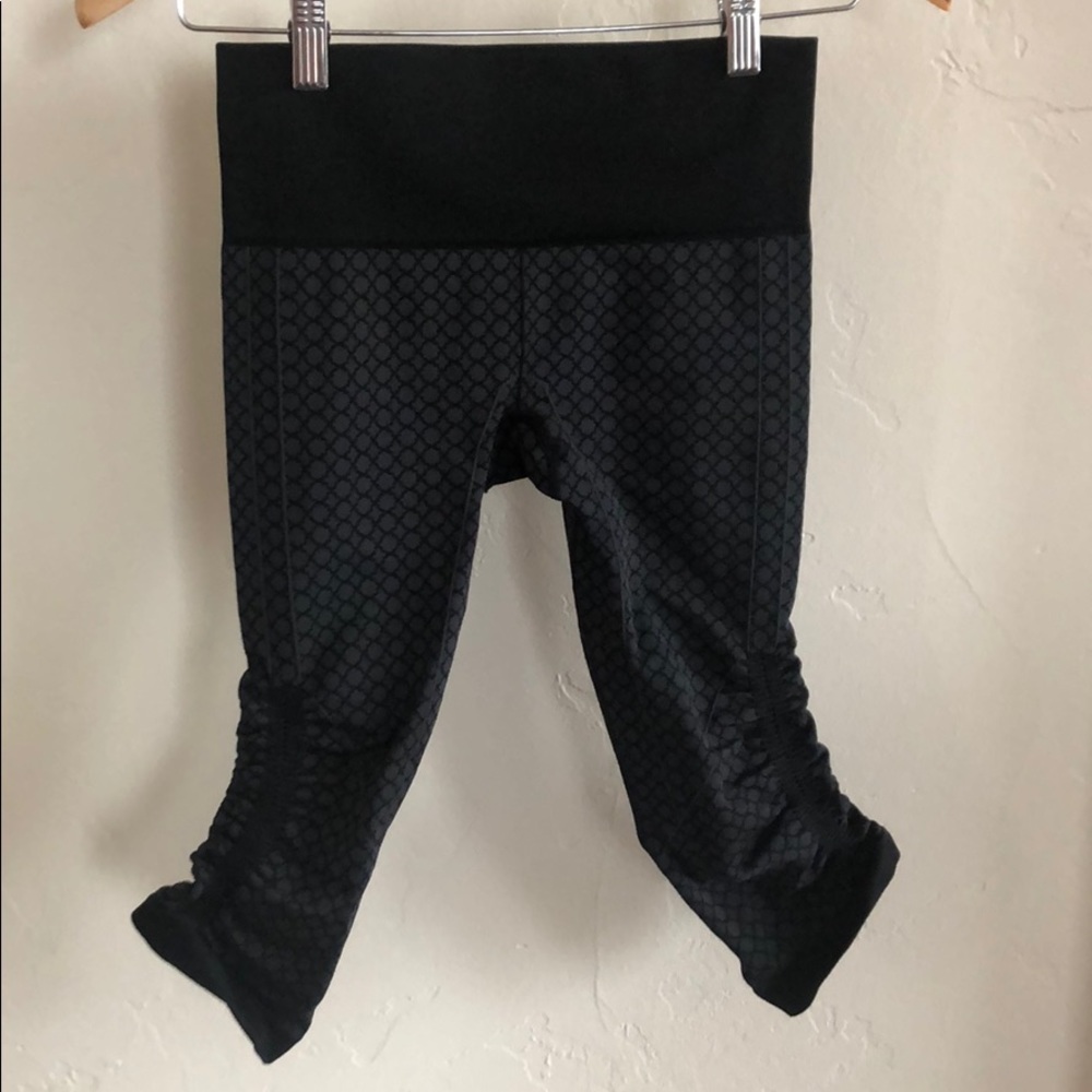 Lululemon In the Flow Crop